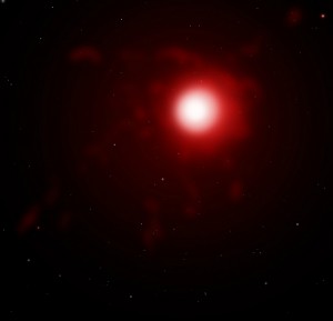 Estrela VY Canis Majoris vista de longe (Wikimedia Commons)
