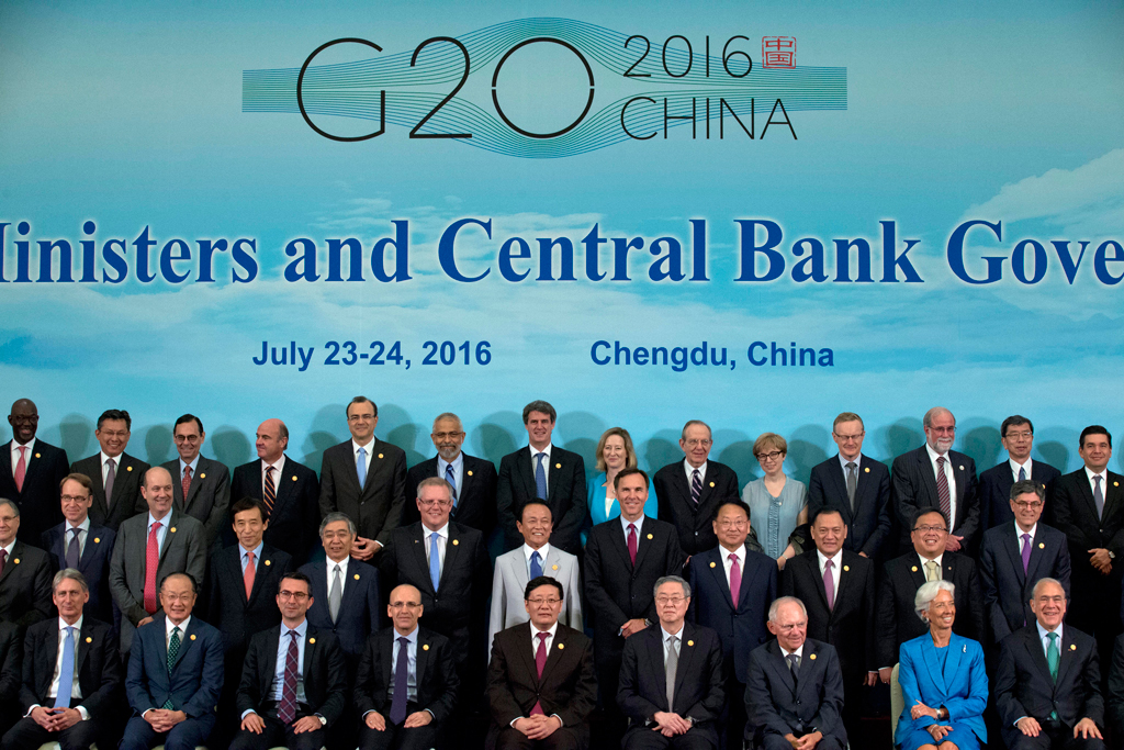 Os ministros das finanças e presidentes de bancos centrais das 20 economias mais desenvolvidas na reunião do G20 em Chengdu, China, em 24 de julho de 2016. (Ng Han Guan/Getty Images)