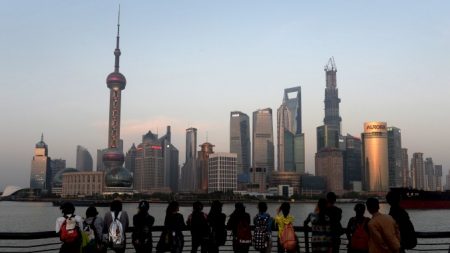 Residente de Shanghai morre misteriosamente após visitar delegacia