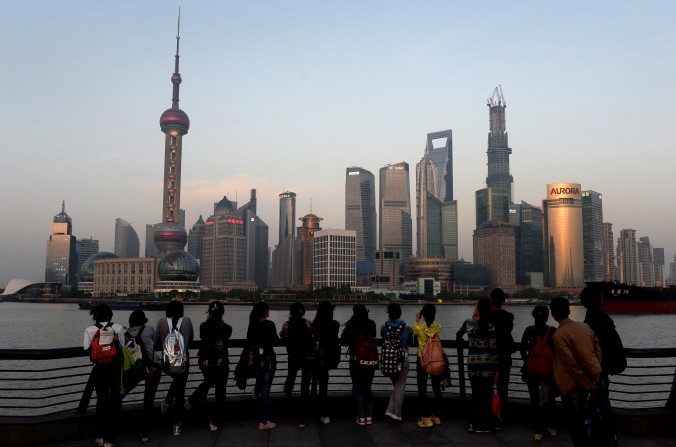 Pudong, o distrito financeiro de Shanghai, onde a casa do peticionário Shen Yong foi demolida para desenvolvimento imobiliário (Mark Ralston/Getty Images)