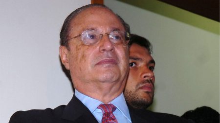 Paulo Maluf tem direitos políticos suspensos mas pode se candidatar