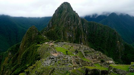 Machu Picchu, cartão-postal do Peru