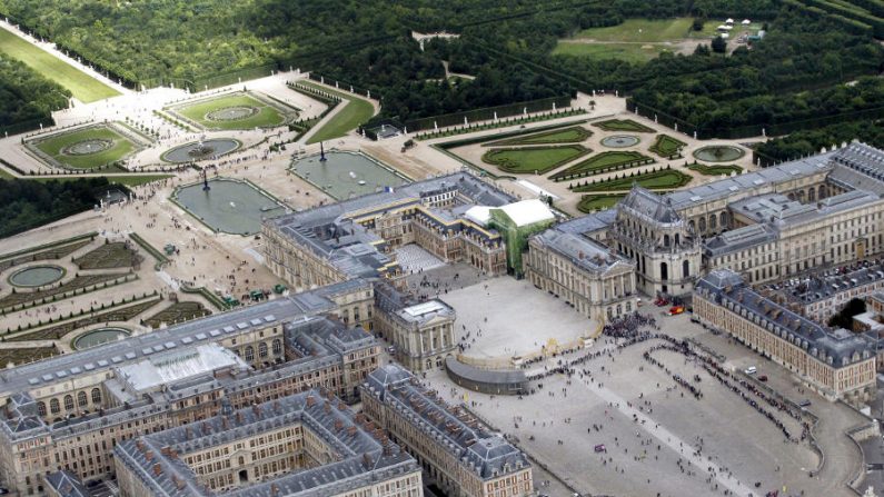 Foto aérea do Palácio de Versalhes ( GUILLAUME BAPTISTE/AFP/Getty Images)