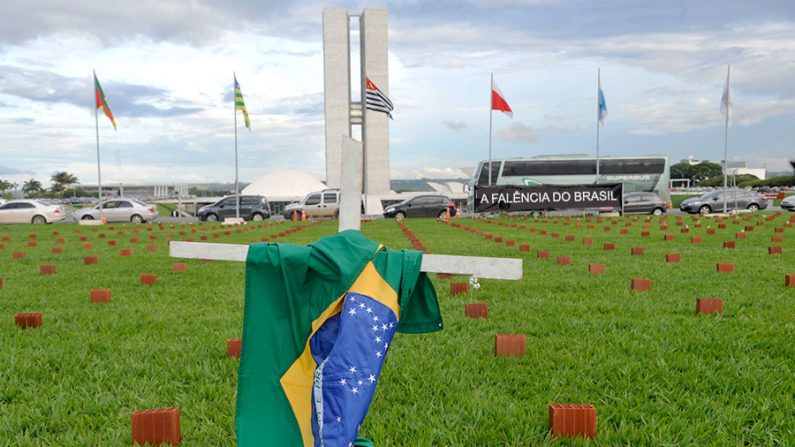 Analistas apontam que economia do Brasil em está em recessão (Valter Campanato/ABr)