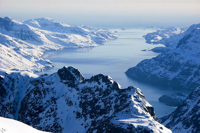 Inundação glacial: 3 bilhões de litros em água de degelo são liberados na Groenlândia