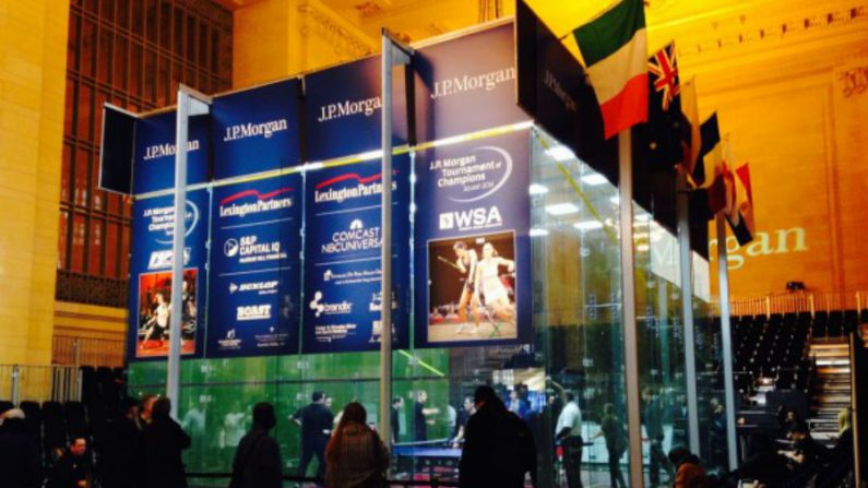 Sala de vidro fornecida por JP Morgan Tournament of Champions Squash no Terminal Grand Central, em Manhattan, Nova York, em 24 de janeiro de 2014 (Yi Yang)
