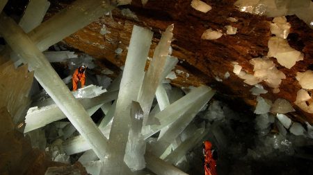 Os gigantescos cristais da Cueva de los Cristales, no México