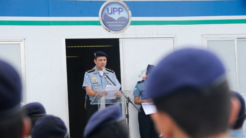 Cerimônia de troca de comando de 25 Unidades de Polícia Pacificadora (UPP) das 34 unidades implantadas em favelas da capital desde 2008. Na foto, o coordenador-geral das Unidades de Polícia Pacificadora (UPP), coronel Frederico Caldas (Tomaz Silva/ABr)