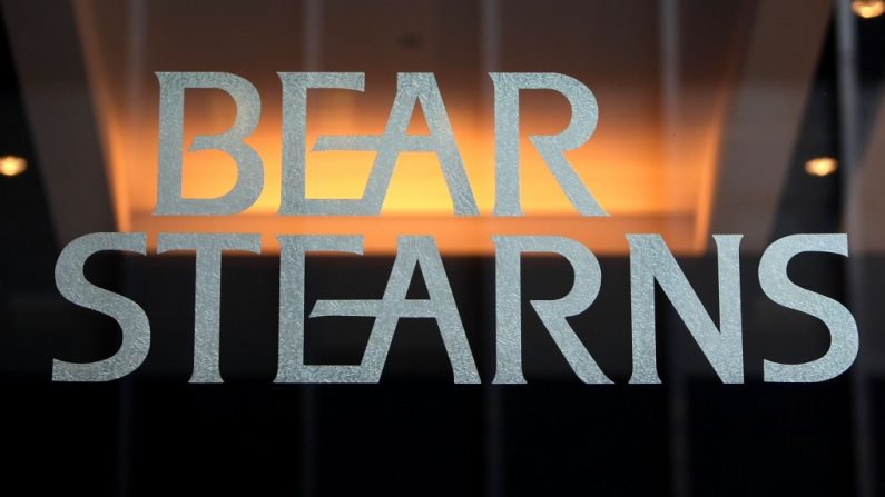 O ex-banco de investimento, corretora e seguradora Bear, Stearn & Co, na Madison Ave, EUA, em 2007 (Mario Tama/Getty Images)