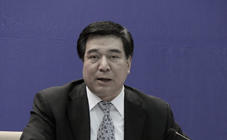 Shen Weichen, secretário do Partido Comunista Chinês e vice-presidente da Associação Chinesa para Ciência e Tecnologia, um grupo da indústria afiliado ao Estado. Shen foi demitido em 17 de abril, segundo relatos oficiais (Wenming.cn)