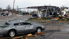 Sobe para 29 o número de mortos por tornados nos Estados Unidos