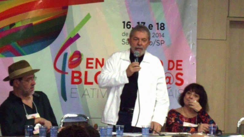 Lula durante o 4º Encontro Nacional de Blogueiros e Ativistas Digitais', em São Paulo (Reprodução / Insituto Lula)