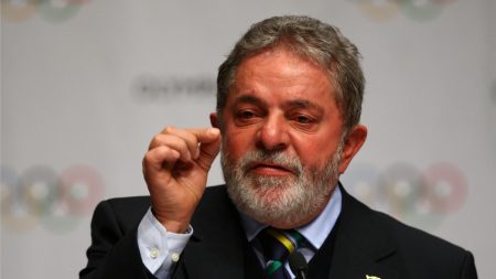 Funcionários do SESI denunciam ‘fantasmas’ indicados por Lula