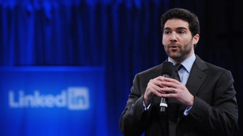 Jeff Weiner, CEO do LinkedIn, fala no Museu da História da Computação, em Mountain View, Califórnia, em 26 de setembro de 2011. Weiner anunciou em fevereiro que o LinkedIn respeitaria os censores chineses (Mandel Ngan/AFP/Getty Images)