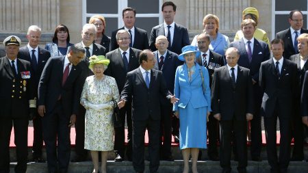 Líderes mundiais se encontram para comemorar 70 anos do Dia D
