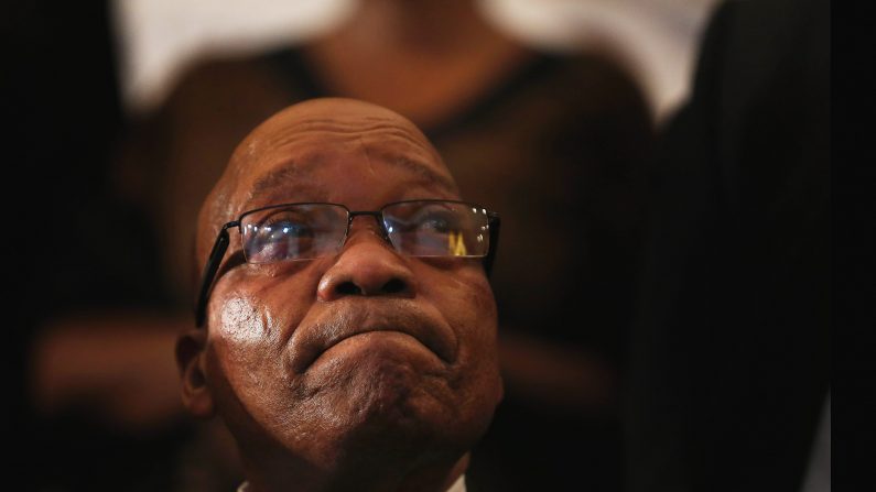 O presidente sul-africano Jacob Zuma assiste a uma cerimônia na Bryanston Methodist Church durante um dia nacional de oração pela morte de Nelson Mandela, em 8 de dezembro de 2013, em Joanesburgo, África do Sul (Christopher Furlong/Getty Images)