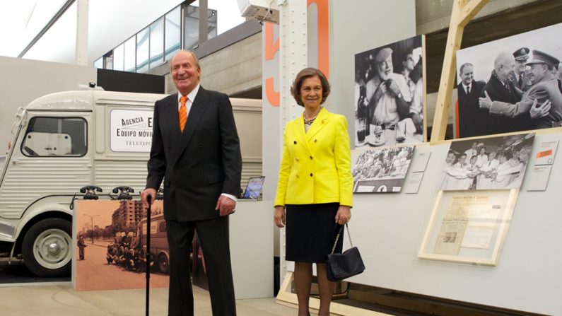 Rei Juan Carlos e Rainha Sofia, ambos da Espanha (Carlos Alvarez / Getty Images)