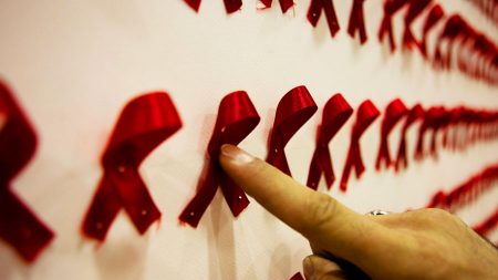 Quase 50% dos novos casos de HIV foram registrados no Brasil em 2013