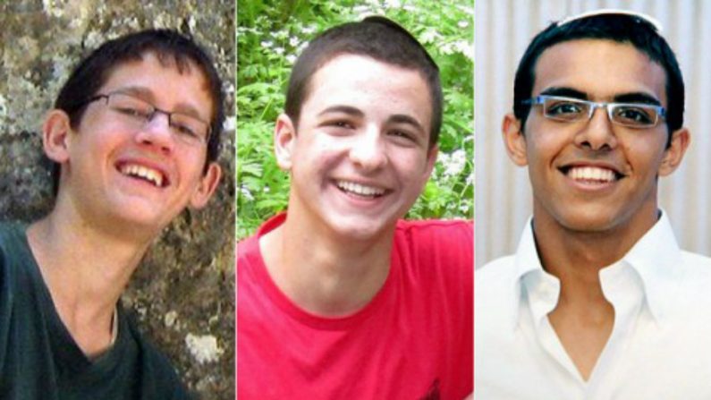 Os adolescentes Naftali Fraenkel, Gilad Shaar e Eyal Yifrah desapareceram nas proximidades do assentamento de Alon Shvut em 12 de junho (Reprodução)