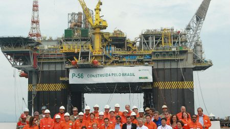 Petrobras pode desencadear fuga de investidor estrangeiro, diz jornal