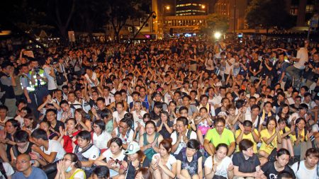 Cidadãos de Hong Kong defendem a democracia