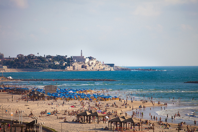  Longe de ruínas e locais bíblicos, a cidade de Tel Aviv atrai turistas por sua face cosmopolita