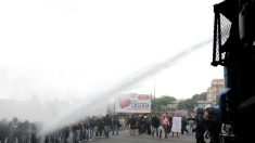 Confrontos entre polícia e manifestantes contrários à reunião do Banco Central Europeu