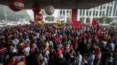 CUT e MTST realizam ‘Ato Contra a Direita’ em São Paulo