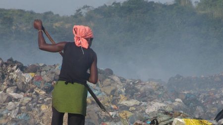 Número de brasileiros em situação de miséria aumenta 3,68%