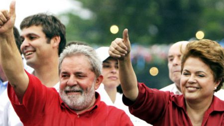 E-mail mostra que Dilma e Lula poderiam ter interrompido Petrolão