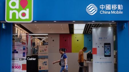 TV chinesa expõe como empresa China Mobile ‘rouba’ seus clientes