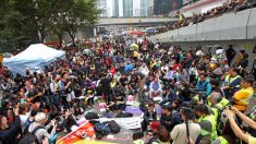 Movimento Guarda-Chuva é despejado em Hong Kong