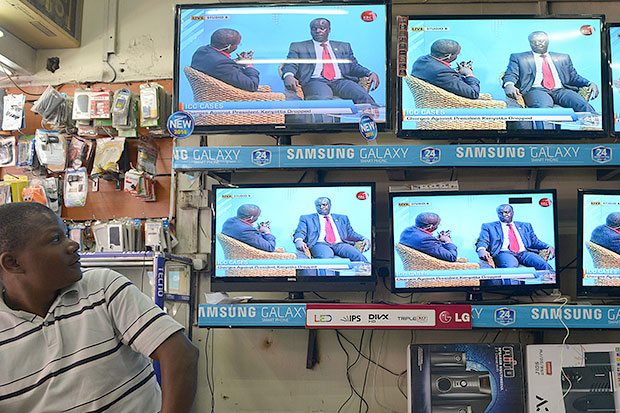 Loja de eletrônicos no Quênia (Tony Karumba / AFP / Getty Images)