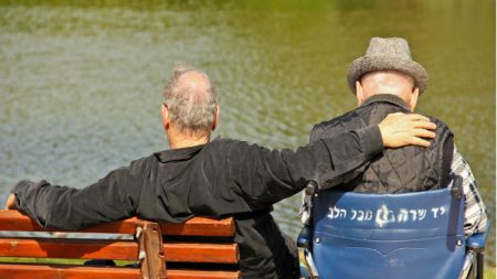 O isolamento social afeta a saúde, especialmente dos idosos