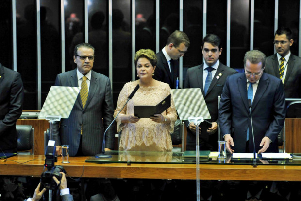 A presidente reeleita Dilma Rousseff discursa durante cerimônia no plenário do Congresso Nacional (Laycer Tomaz/Câmara dos Deputados)