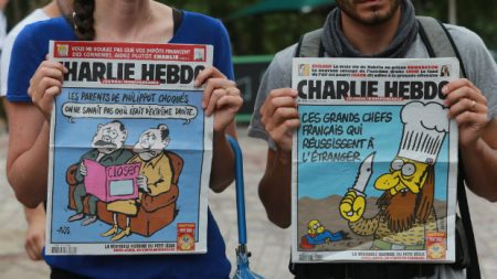 Terrorista mais jovem do atentado contra jornal Charlie Hebdo se rende à policia francesa