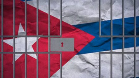 Lançado guia turístico ‘secreto’ de Cuba