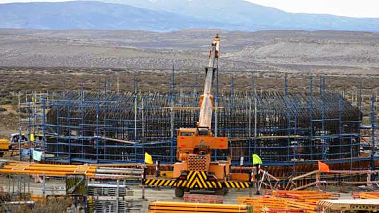 Estação espacial chinesa sendo construída na província de Neuquén, Argentina (www.lmneuquen.com.ar) 