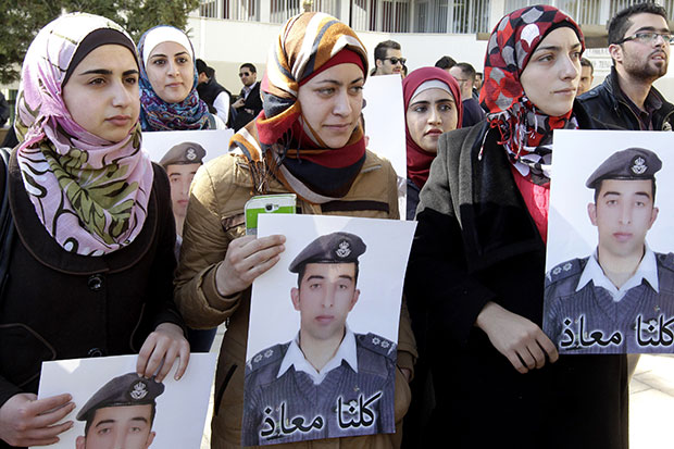 Moaz al-Kasasbeh, piloto Jordaniano executado pelo ISIS (Khalil Mazraawi / AFP / Getty Images)