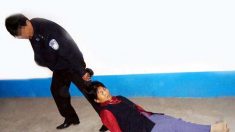 Tortura aplicada pelo governo comunista chinês: usar pessoas como pano de chão