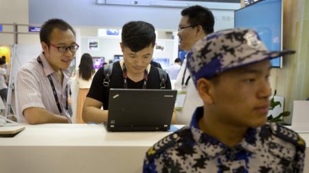 China reforça censura na Internet e bloqueia serviços que contornam firewall do governo