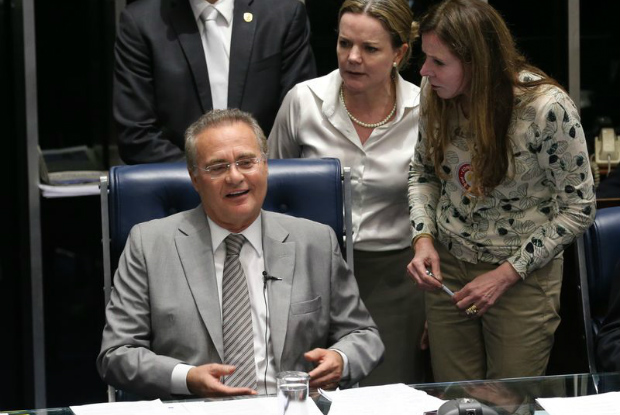 Senador Renan Calheiros dá continuidade ao processo de impeachment (Fabio Rodrigues Pozzebom/Agência Brasil)