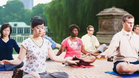 Pacientes com câncer terminal se recuperam após praticar qigong, aponta estudo