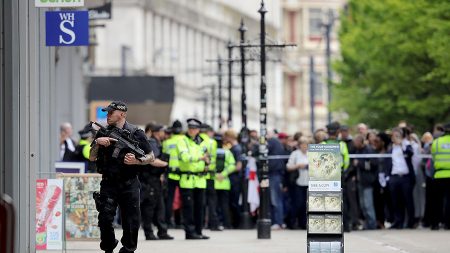 Membro do EI fala sobre ataque horas antes do show de Ariana Grande na Inglaterra