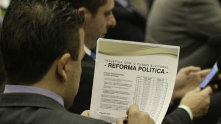 Reforma política: comissão especial da Câmara aprova “distritão” para próximas eleições