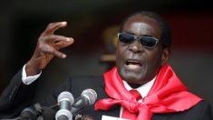 Mugabe renuncia presidência do Zimbábue após quatro décadas no poder