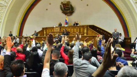 Maduro aumenta controle sobre oposição com “lei contra discurso de ódio”