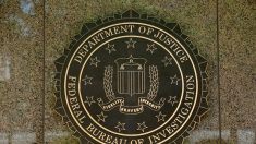 Agente do FBI é demitido por envolvimento em complô contra Trump