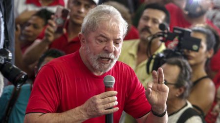 Lula diz em entrevista que não quer enganar o povo “mais uma vez”