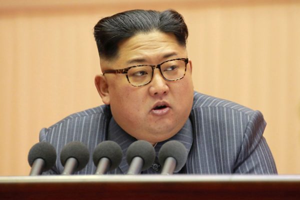 Coreia do Norte, Kim Jong-un, sanções, bloqueio naval - O ditador norte-coreano Kim Jong-un durante a 5ª Conferência dos Líderes do Partido dos Trabalhadores da Coreia, nesta imagem da mídia estatal KCNA publicada em 23 de dezembro de 2017 (AFP/Getty Images via KCNA)